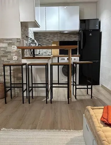 Studio Paris 19